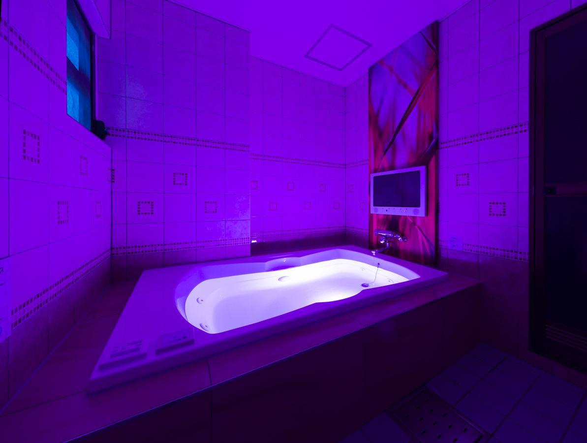 Hotel Plant Garden Resort (Adults Only) Toyokawa Экстерьер фото