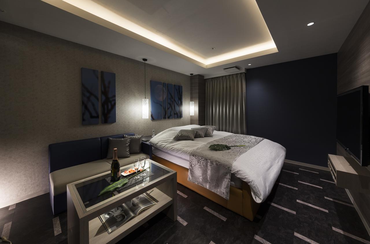 Hotel Plant Garden Resort (Adults Only) Toyokawa Экстерьер фото