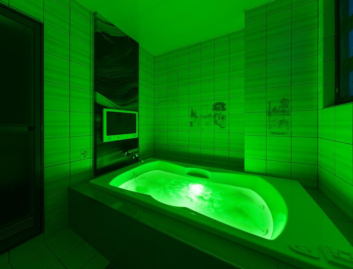 Hotel Plant Garden Resort (Adults Only) Toyokawa Экстерьер фото