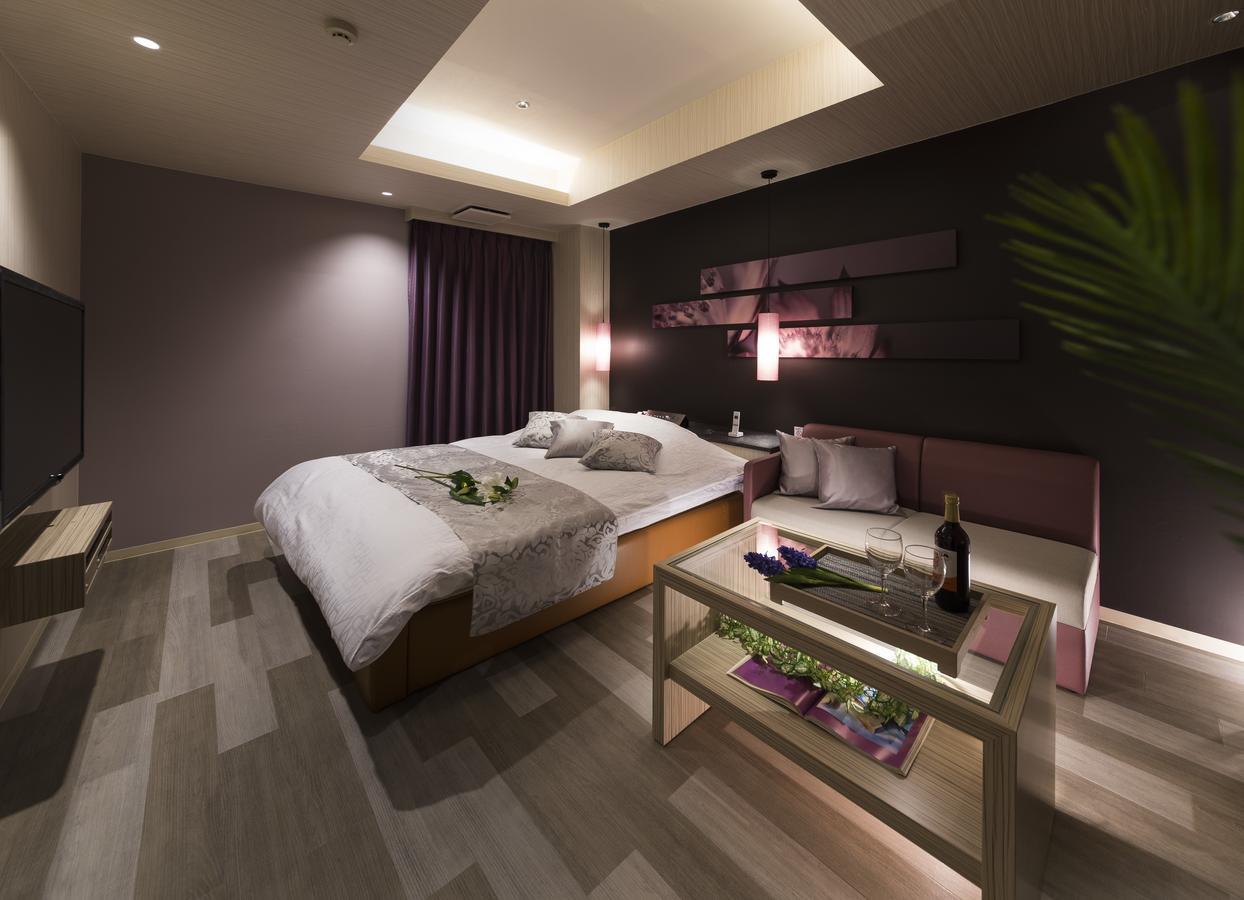 Hotel Plant Garden Resort (Adults Only) Toyokawa Экстерьер фото