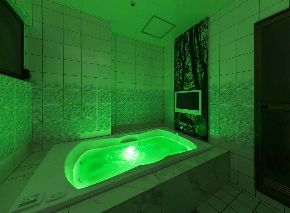 Hotel Plant Garden Resort (Adults Only) Toyokawa Экстерьер фото