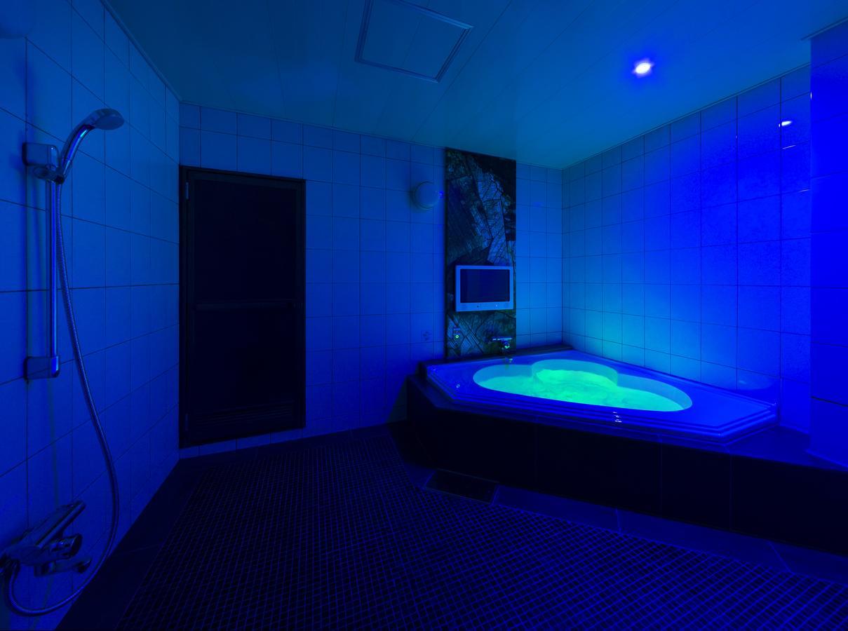 Hotel Plant Garden Resort (Adults Only) Toyokawa Экстерьер фото